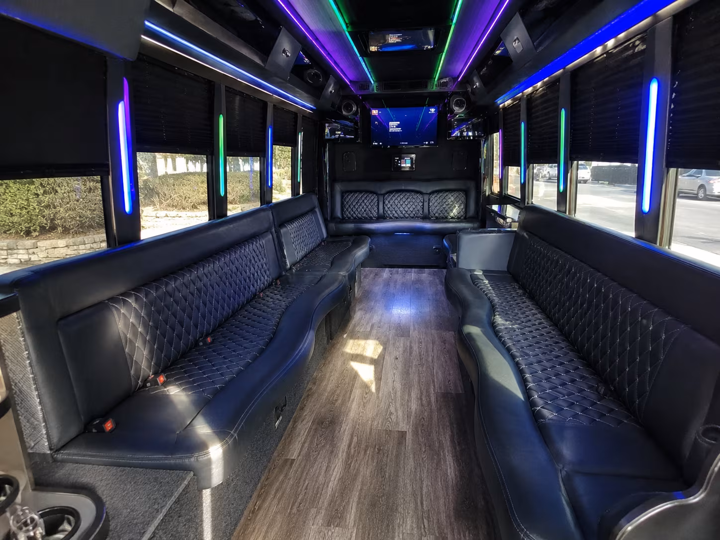 Grand Rapids Birthday, Sweet 16, & Quinceañera Transportation party bus interior