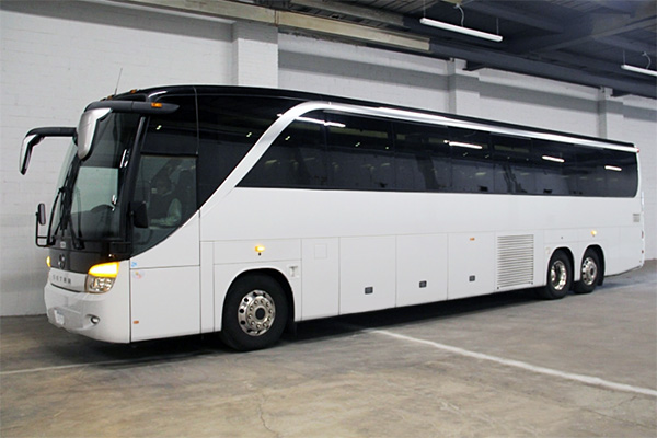 Saginaw 50 passenger Charter Bus