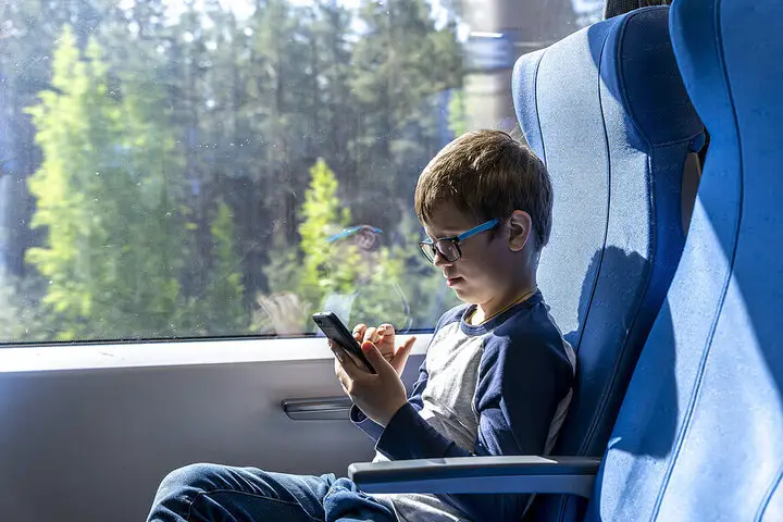 Charter Bus Rentals For School in Lansing