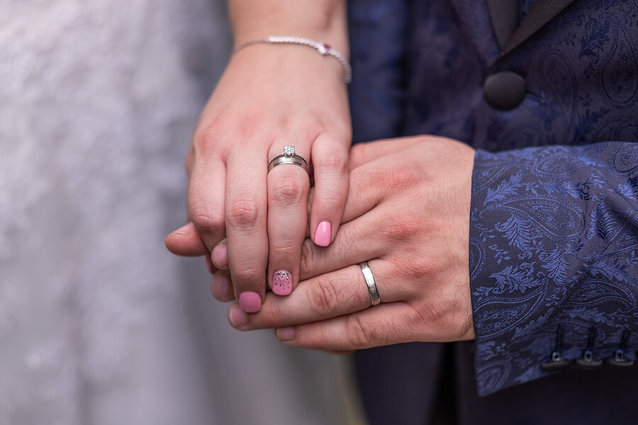 Wedding Shuttle Bus Rentals in Farmington Hills